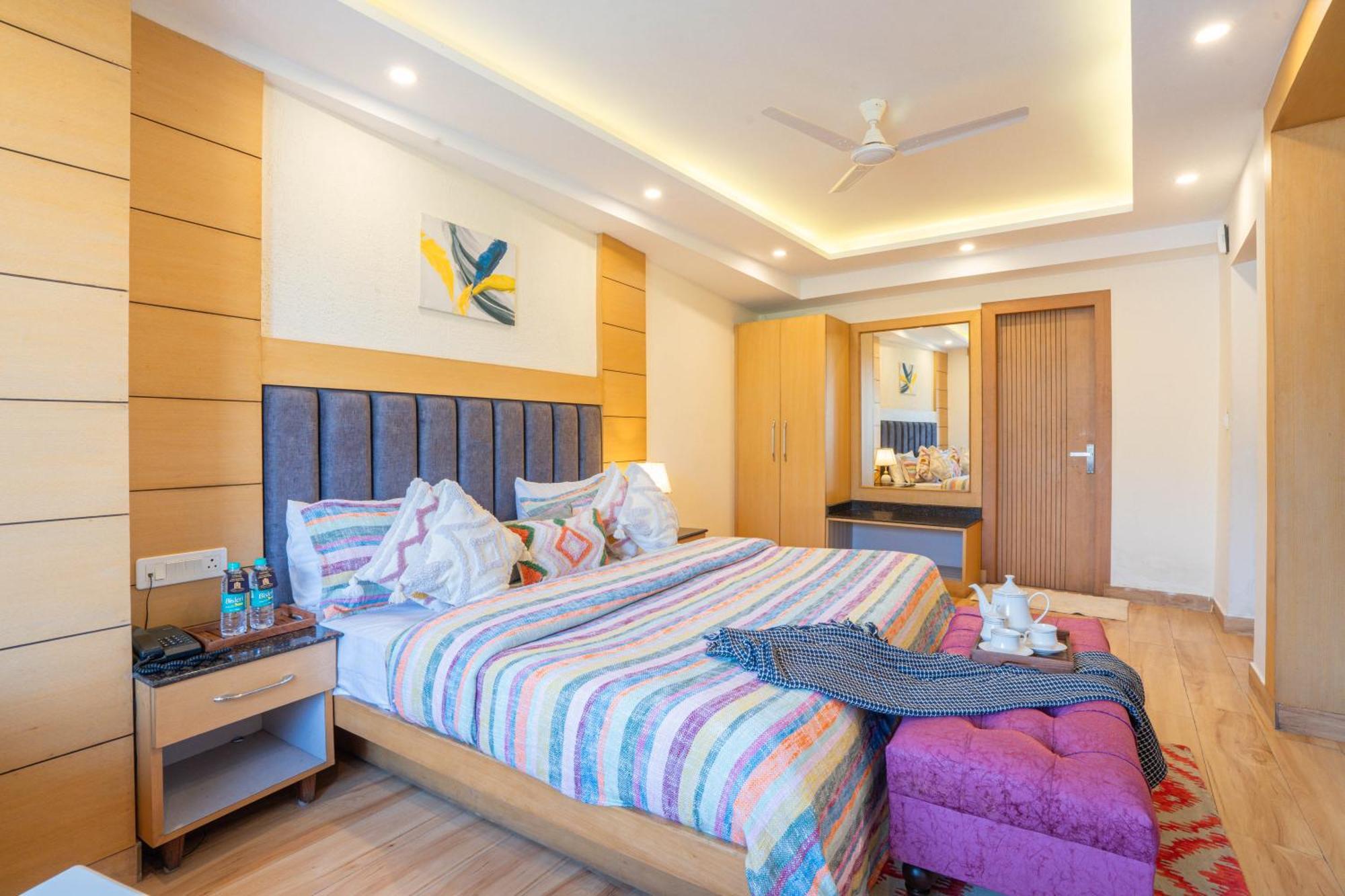 מוסורי Perfectstayz Premium At Mall Road מראה חיצוני תמונה