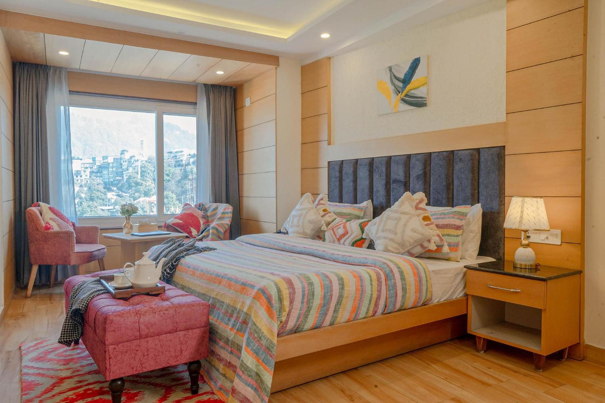 מוסורי Perfectstayz Premium At Mall Road מראה חיצוני תמונה