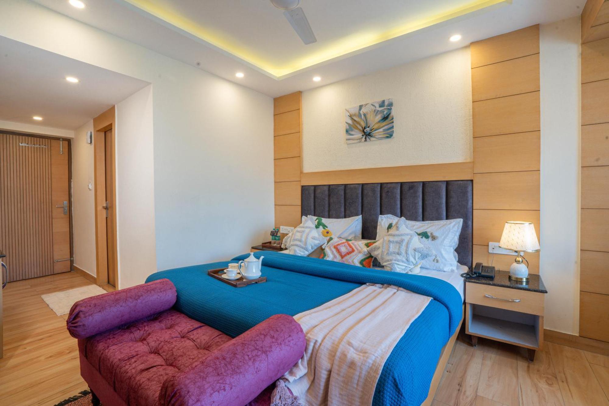 מוסורי Perfectstayz Premium At Mall Road מראה חיצוני תמונה