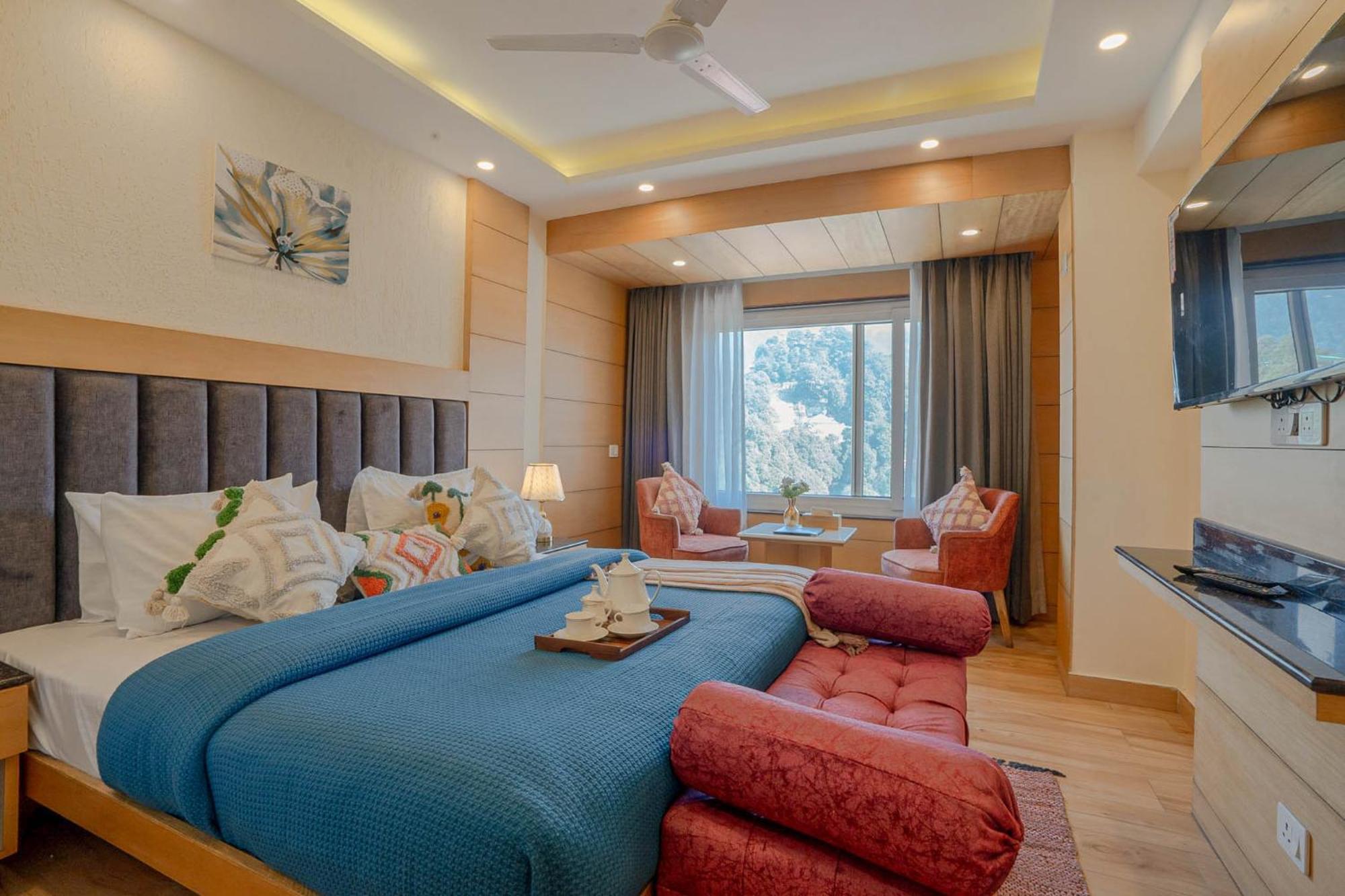 מוסורי Perfectstayz Premium At Mall Road מראה חיצוני תמונה